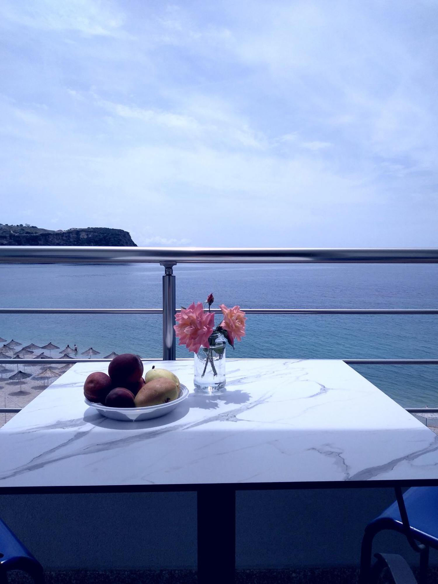 Nadim Rooms Himare Exterior photo