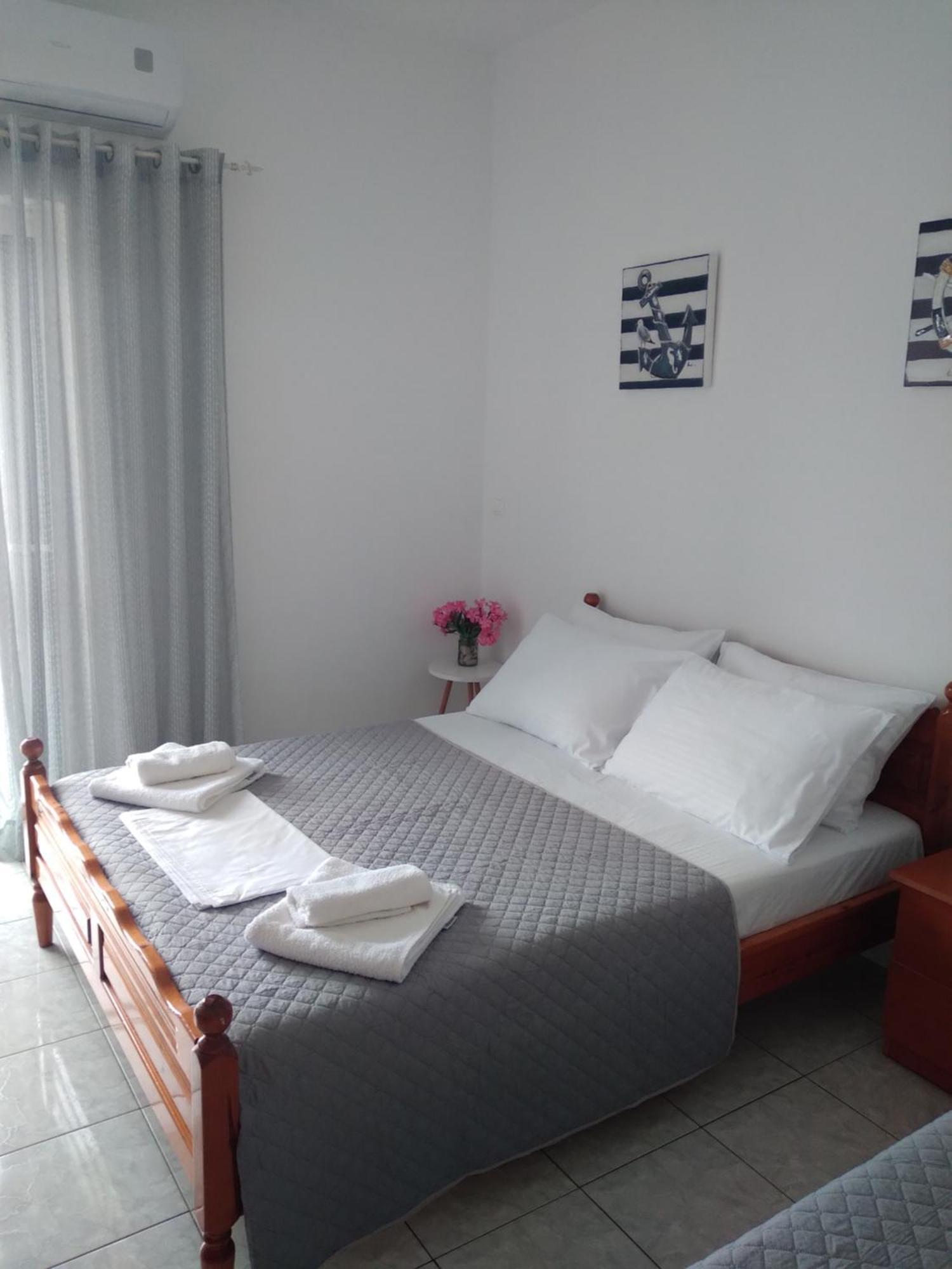 Nadim Rooms Himare Exterior photo