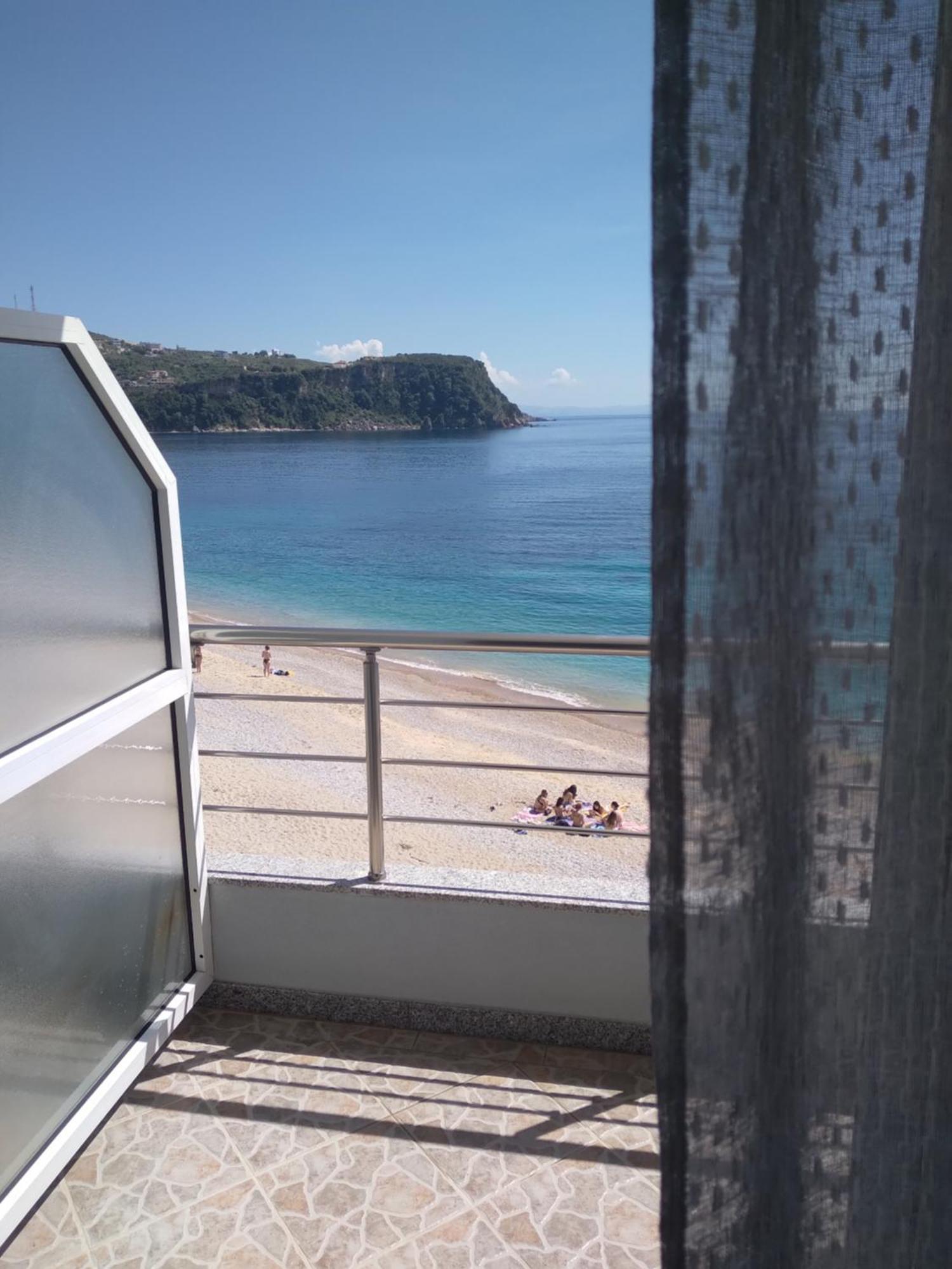 Nadim Rooms Himare Exterior photo